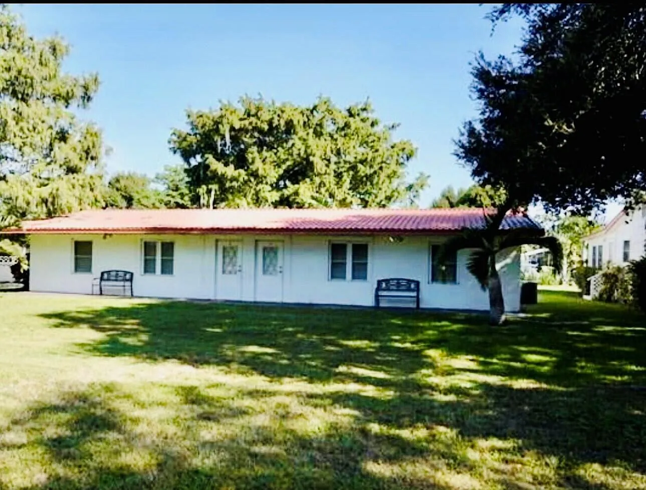 2 bed, 1.0 bath, 750 sqft, $1,300 — Photo 2