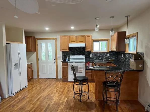 16 Louisa St, Beacon, NY 12508