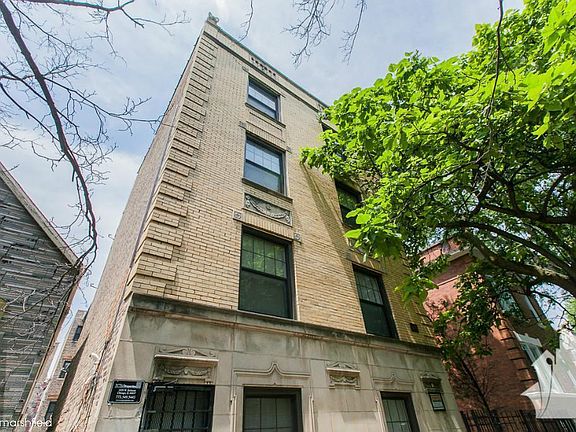 5th image of 3620 N Marshfield Ave #1221