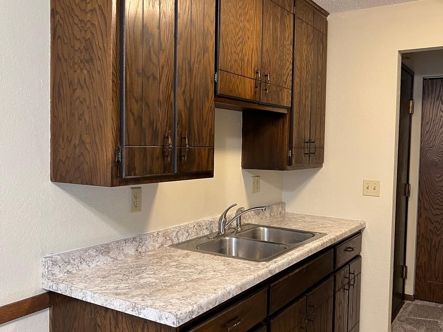 1020 6th Ave N N, Sauk Rapids, MN 56379 Zillow