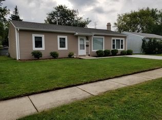 213 Fremont Ave, Romeoville, IL 60446