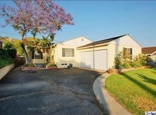 2742 Scott Rd, Burbank, CA 91504