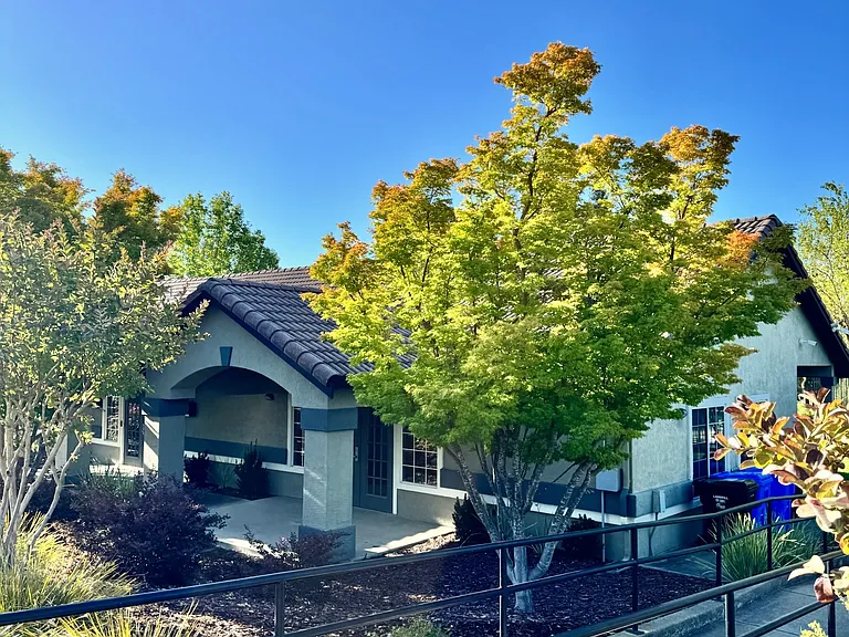 Spacious club house ready to use