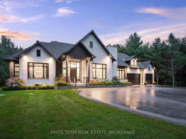 4 Sycamore Cir, Springwater, ON L0L 2K0