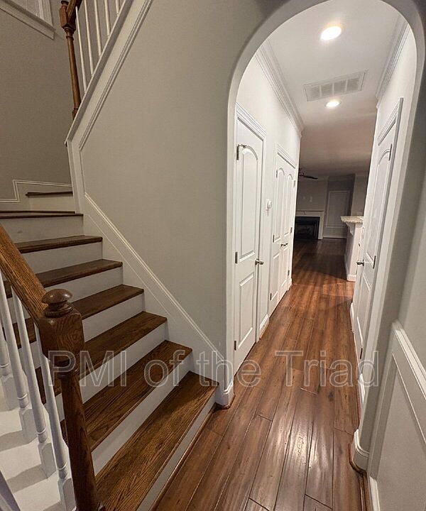 1st image of 1146 Augustine Heights Dr