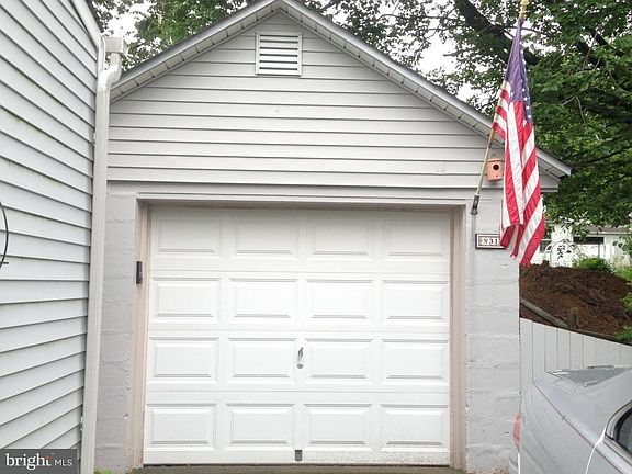 3rd image of 310 Silver Ave