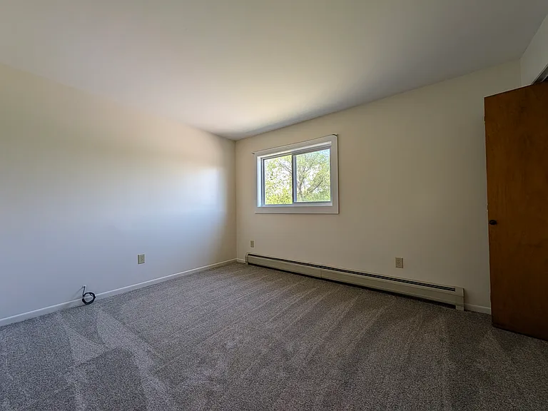 9 Executive Dr #17 — Photo 28