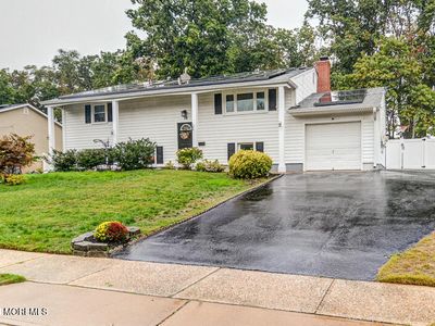 18 Southport Drive, Howell, NJ, 07731