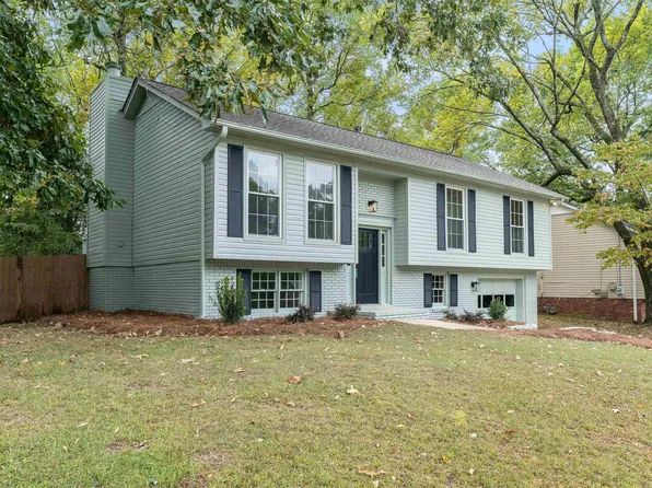 1725 Timbercrest Cir, Birmingham, AL 35235
