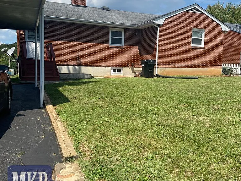 3136 Fleetwood Ave — Photo 28