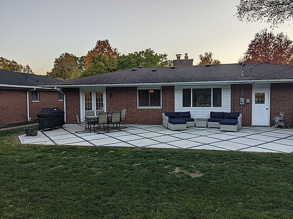 4th image of 1224 Snyder Ave
