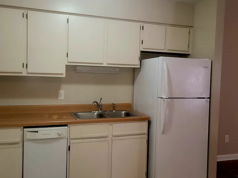 708 W Hargett St #A — Photo 4