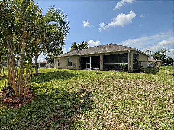 2nd image of 105 NE 23rd Ter