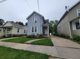514 Evans St, Oshkosh, WI 54901