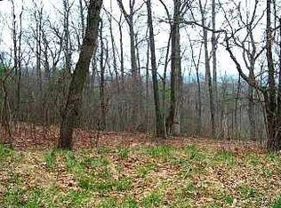 110 Overlook Dr, Cross Junction, VA 22625