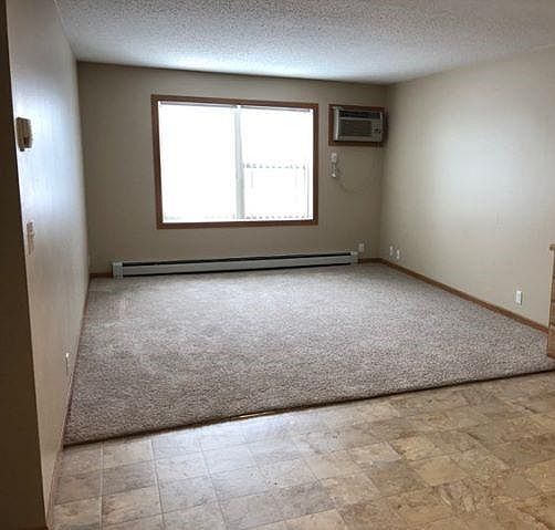 2nd image of 1120 Barrette St #203