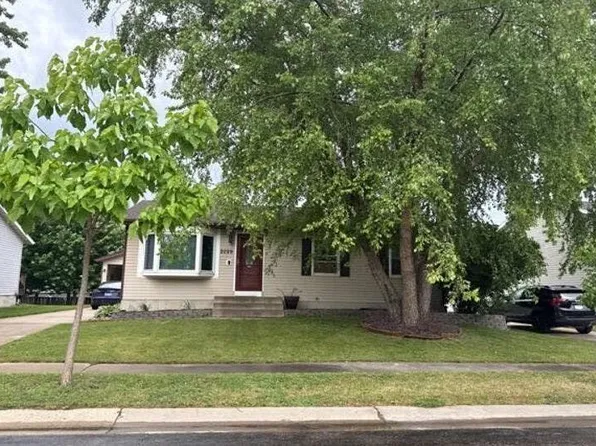 2029 49 1/2 St NW, Rochester, MN 55901