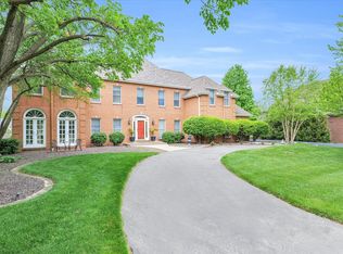 3 Barley Cir, Bloomington, IL 61704