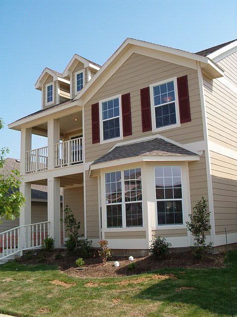 1st image of 1108 Oakcrest Dr