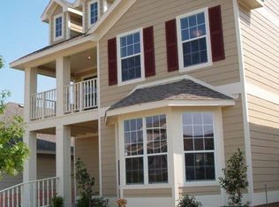 1108 Oakcrest Dr, Aubrey, TX 76227