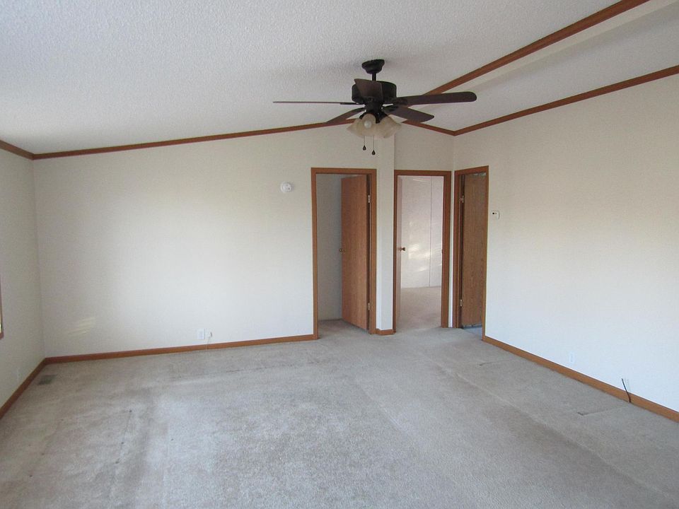 2nd image of 42 Somerset St