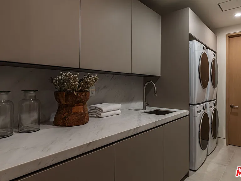 634 Moreno Ave — Photo 35