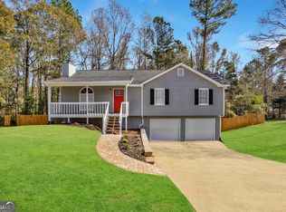 135 Sweetwater Ln, Powder Springs, GA 30127