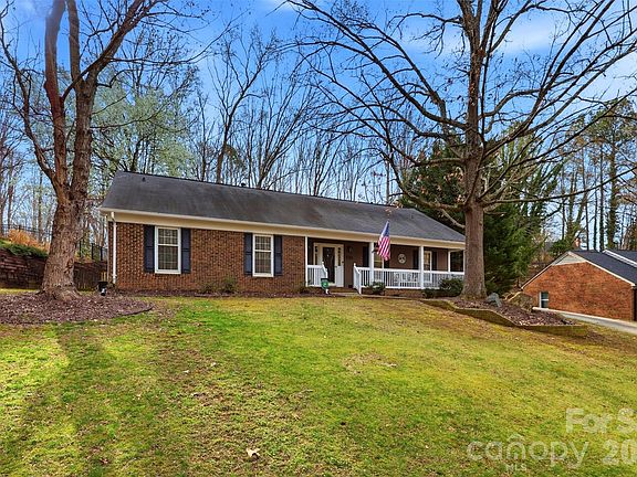 2nd image of 1311 Somersby Ln