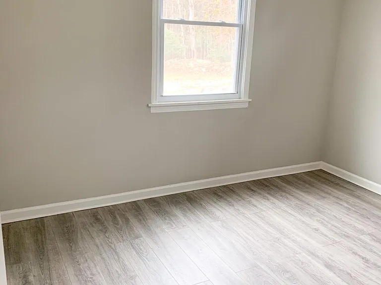 108 Tenney Ct — Photo 29