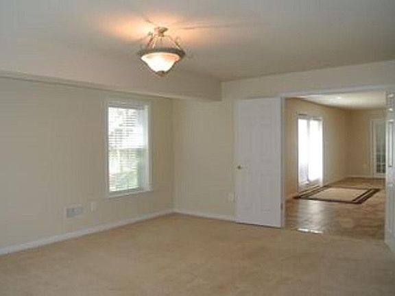 2nd image of 7513 Woodpalace Ct