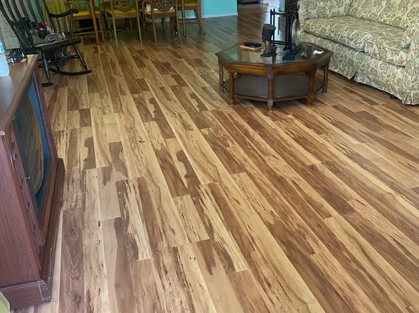 313 Barbados Dr N, Toms River, NJ 08757