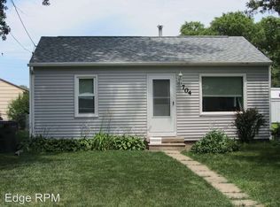 704 Hartman Ave, Waterloo, IA 50701