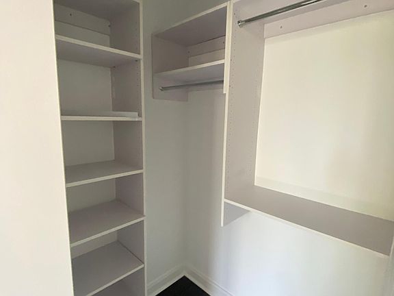 5th image of 2470 N Lincoln Ave #502