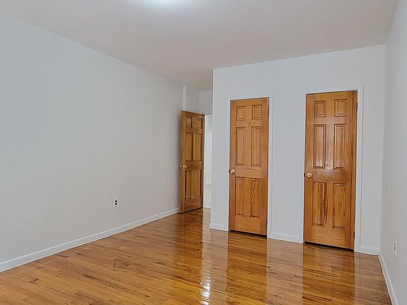 2nd image of 220 W 21st St APT 2C