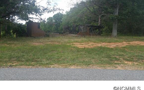 2nd image of 822 Salem Church Rd