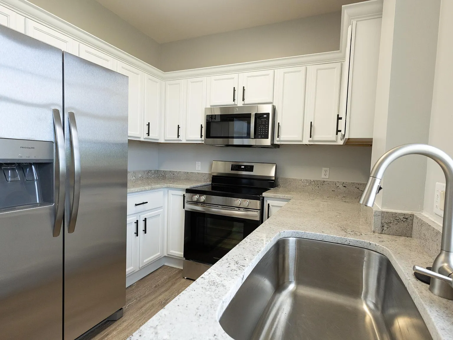 101 SE Ocean Blvd — Photo 4