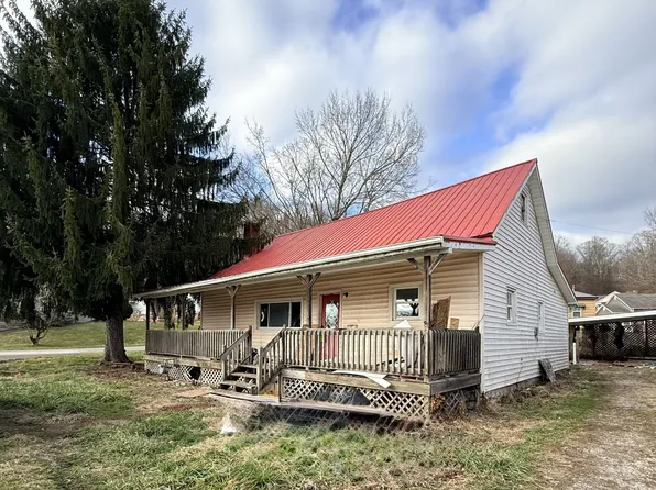 586 Lincoln St, Middleport, OH 45760