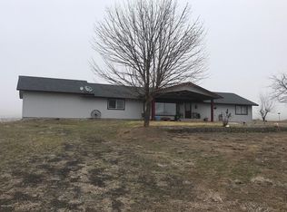 12471 Postma Rd, Moxee, WA 98936