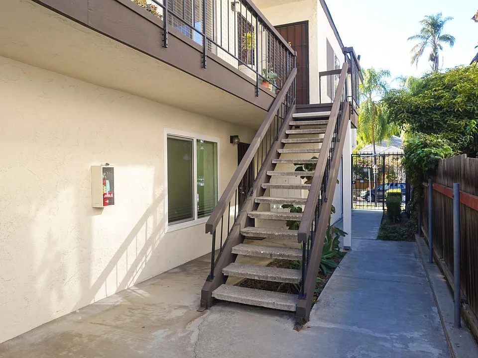 4153 Florida St #3