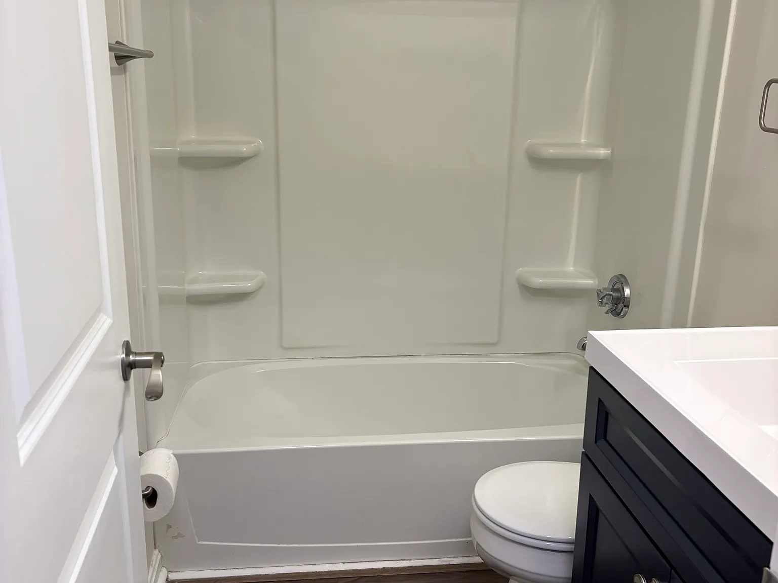 1 bed, 630 sqft, $1,400 — Photo 4