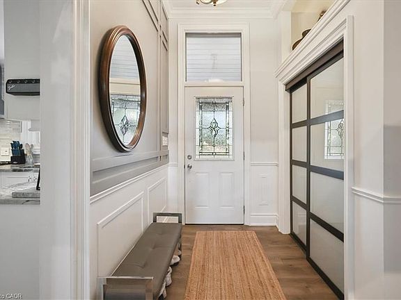 4th image of 3125 Guyatt Rd