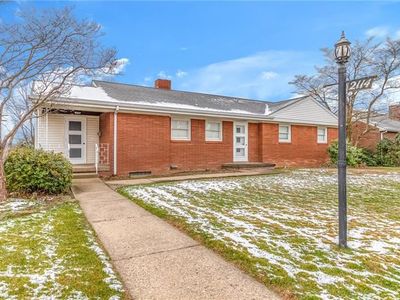 2114 Lynwood Dr, Aliquippa, PA, 15001