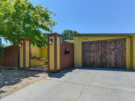 3rd image of 1734 Midway Dr