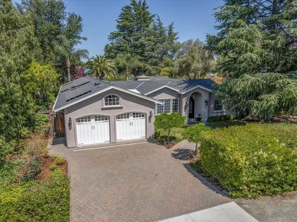 32 N El Monte Ave, Los Altos, CA 94022