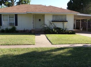 607 Bowen St, Winters, TX 79567