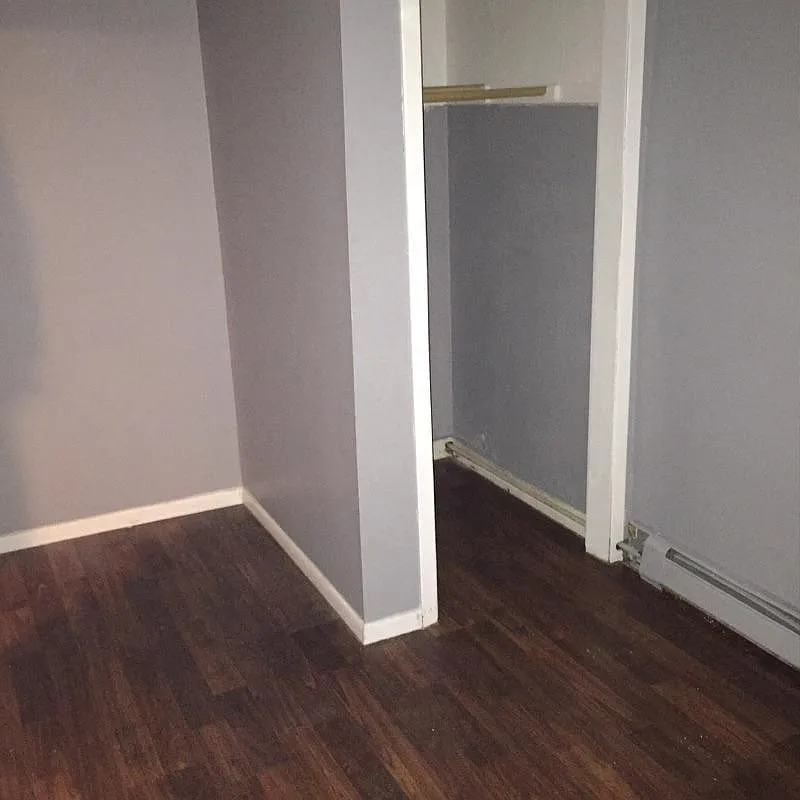 848 Williamson St — Photo 4