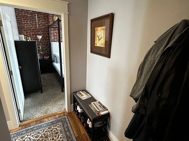 1509 E Superior St — Photo 62