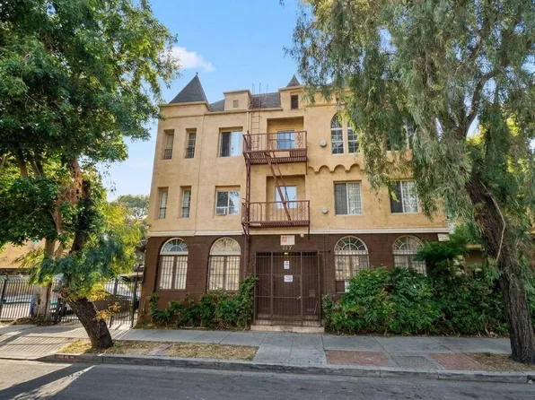 1117 S Westlake