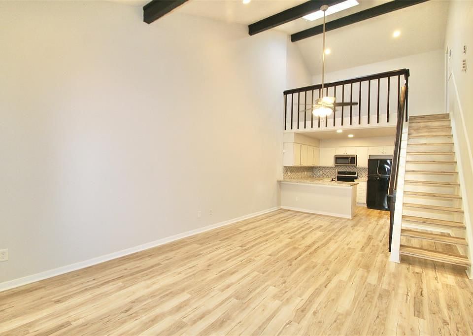 1st image of 2611 Grants Lake Blvd