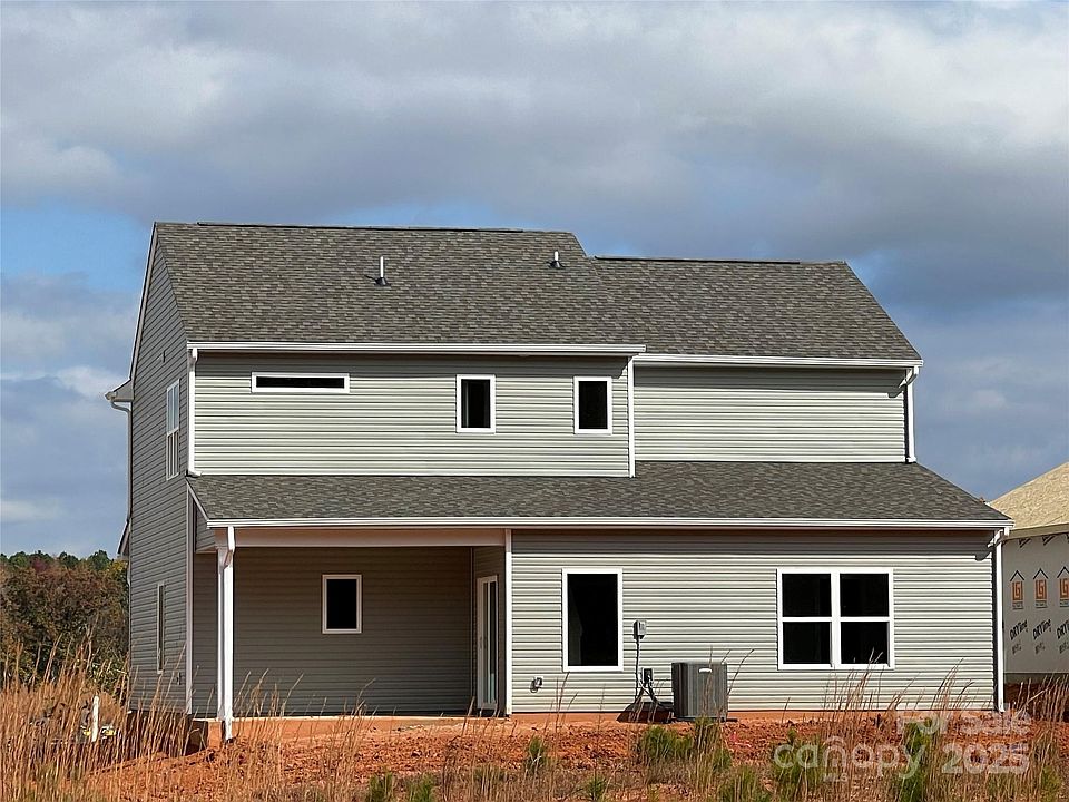 2nd image of 1110 Elyan St